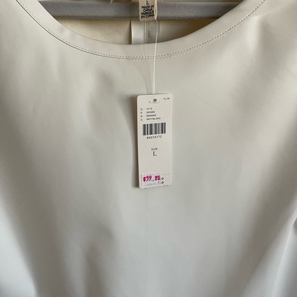 NWT Anthropologie faux leather White Top - Picture 3 of 3